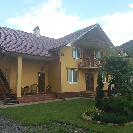 U Lyudmily Villa Dãy núi Karpat Ngoại thất bức ảnh